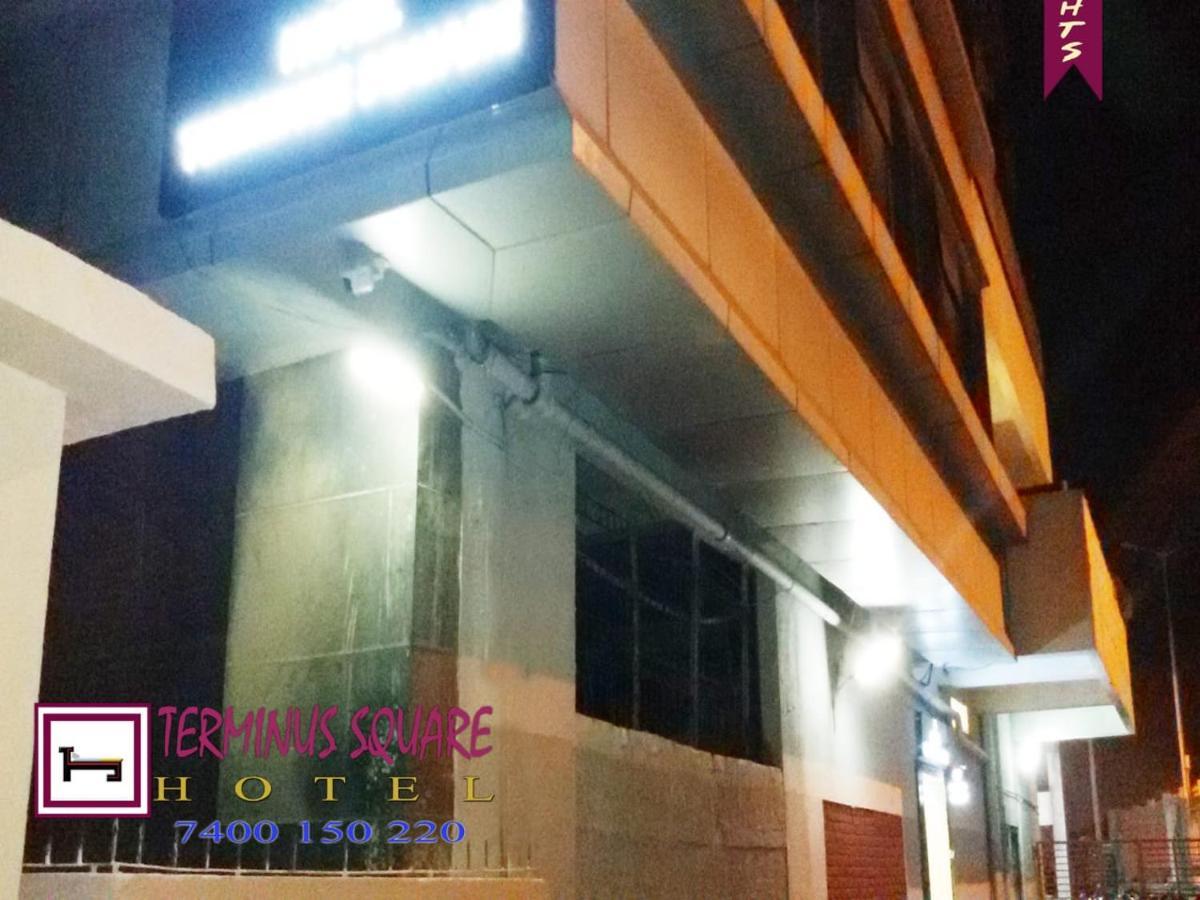 Terminus Square Otel Kurla Dış mekan fotoğraf