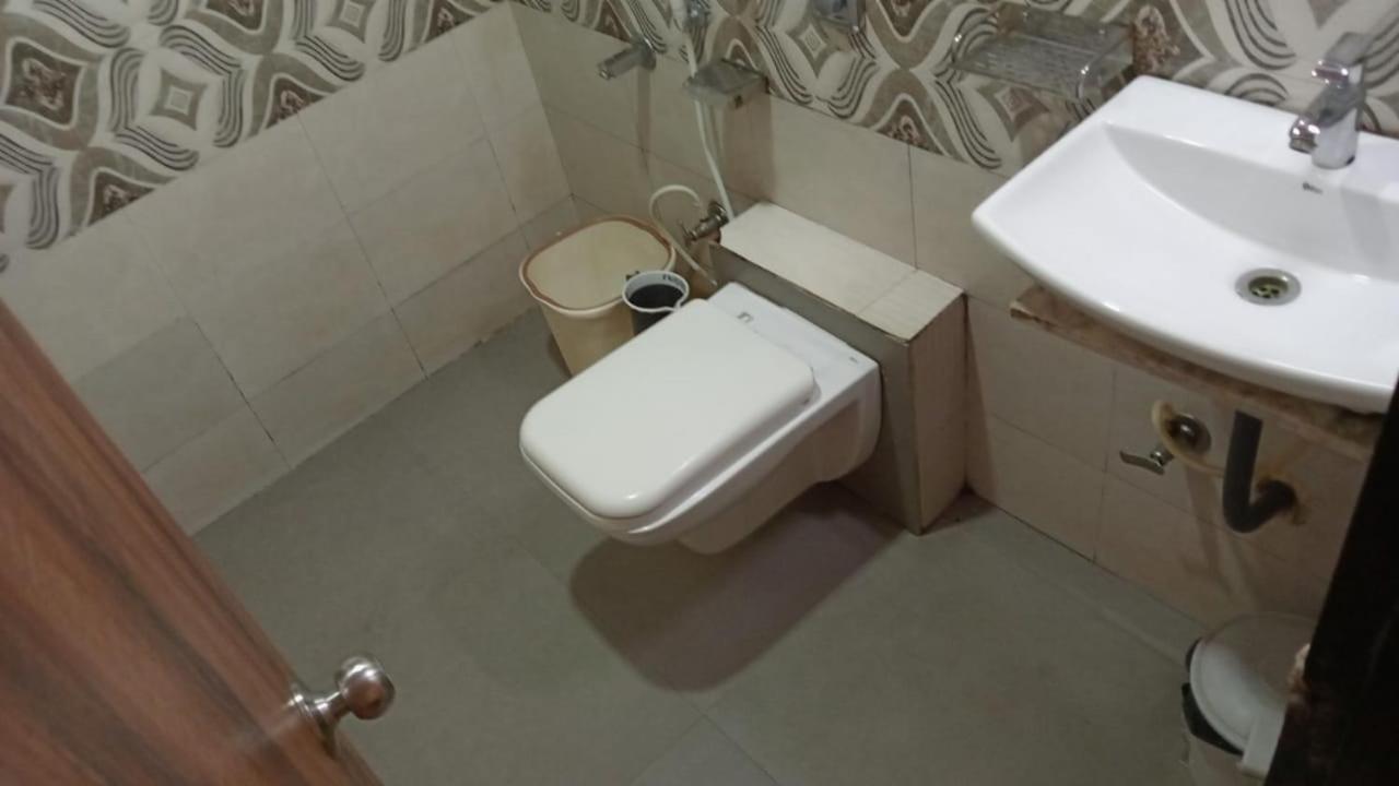Terminus Square Otel Kurla Dış mekan fotoğraf