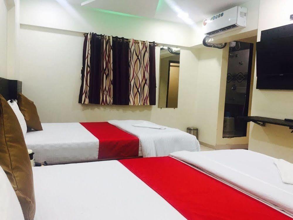 Terminus Square Otel Kurla Dış mekan fotoğraf
