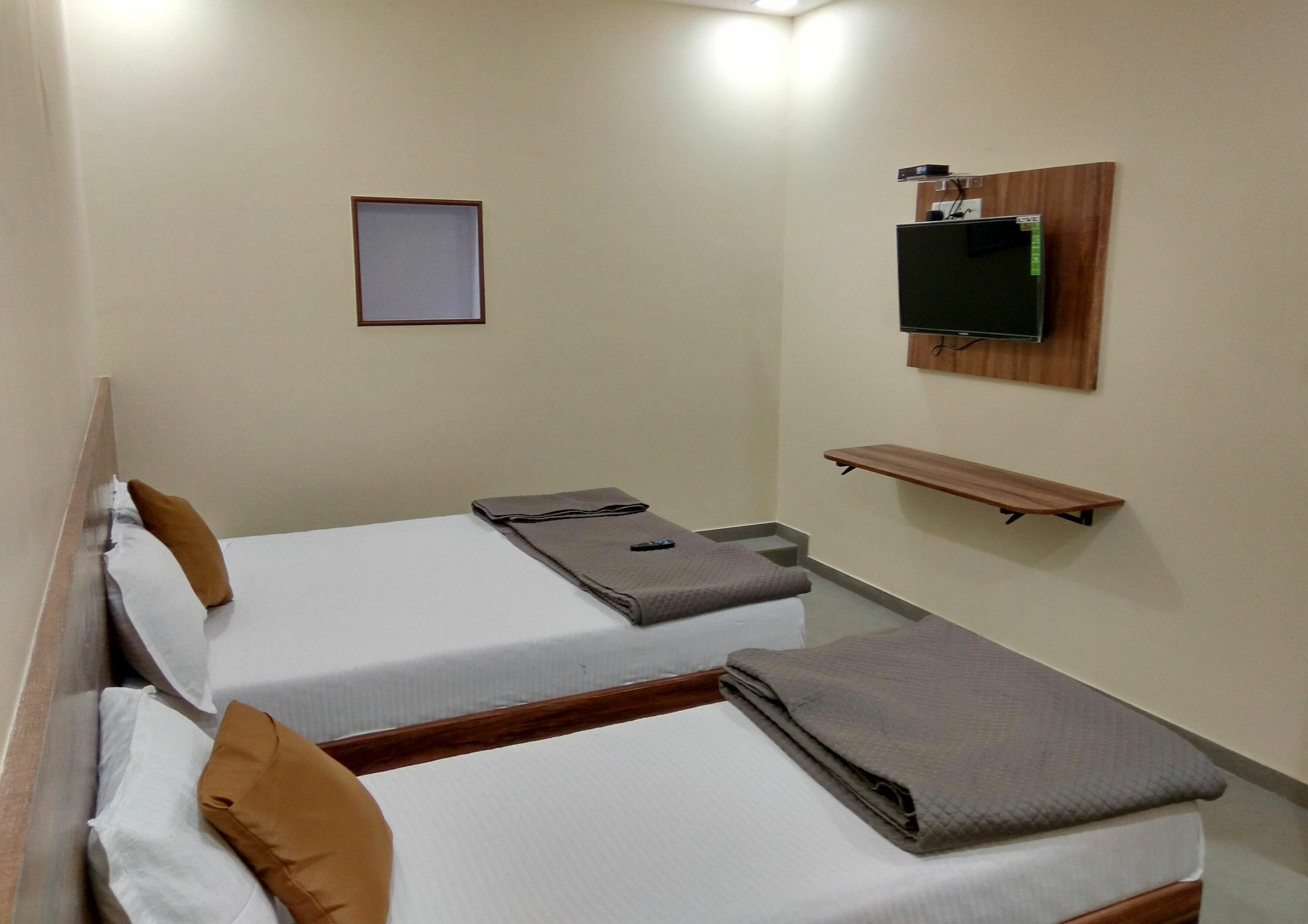 Terminus Square Otel Kurla Dış mekan fotoğraf
