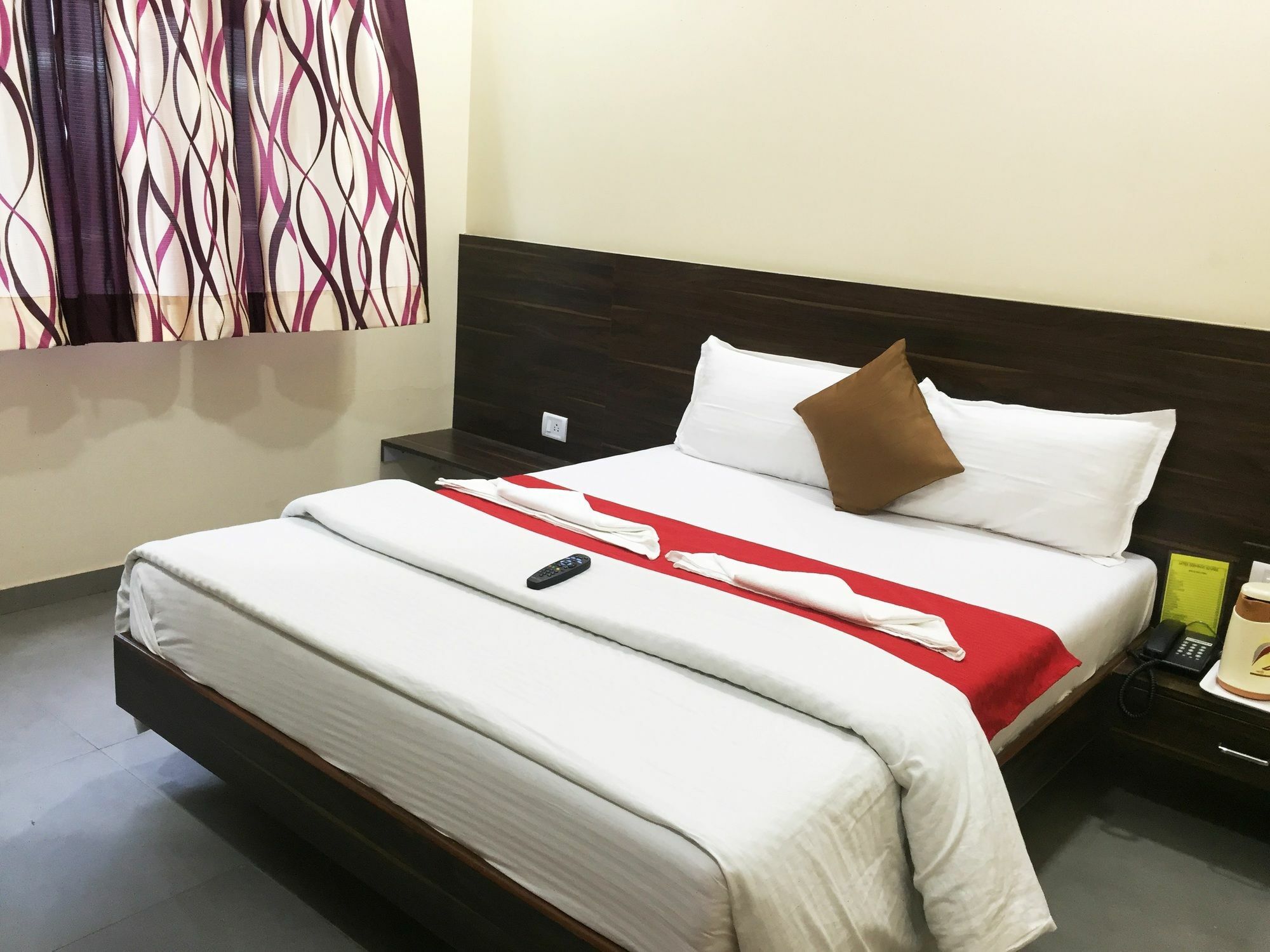 Terminus Square Otel Kurla Dış mekan fotoğraf