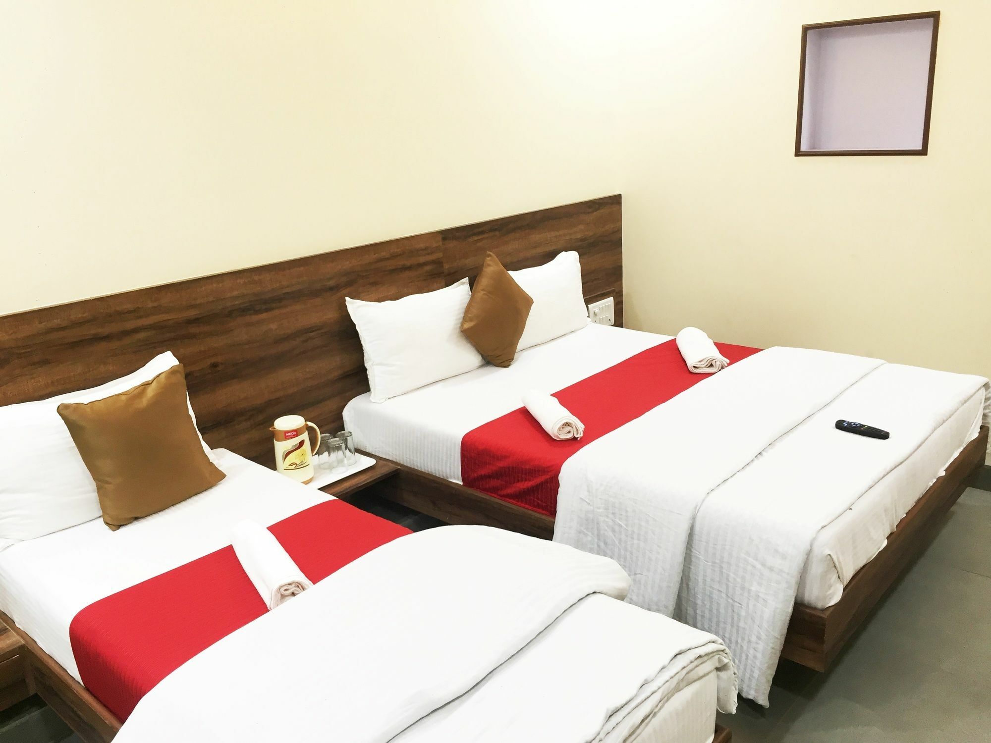 Terminus Square Otel Kurla Dış mekan fotoğraf