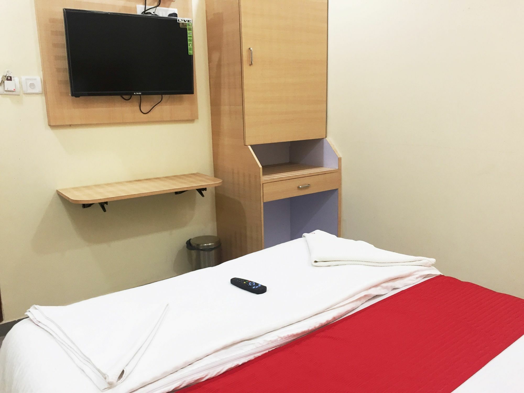 Terminus Square Otel Kurla Dış mekan fotoğraf