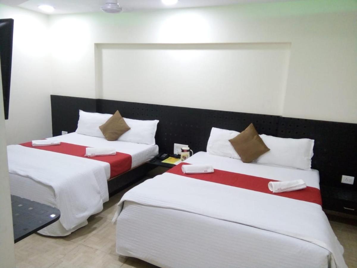 Terminus Square Otel Kurla Dış mekan fotoğraf